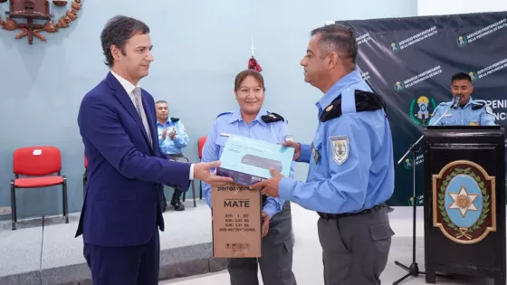 105938-entregaron-equipamiento-informatico-para-modernizar-el-sistema-penitenciario-de-salta