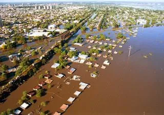 a-20-anos-de-la-tragica-inundacion-de-santa-fe-2003-tragedia-1682875613496_320