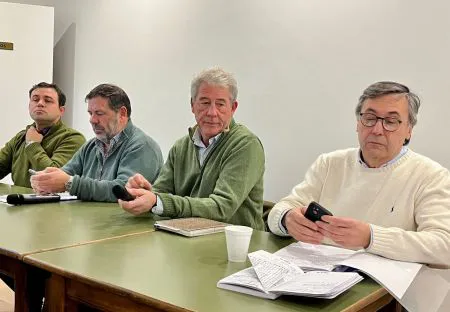 c9319a362679493536f048df09804083_L