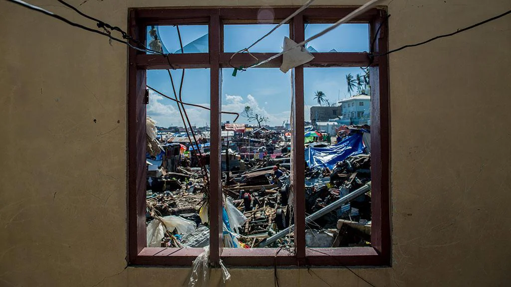 956041-adb-2013-phi-adj-4689-1