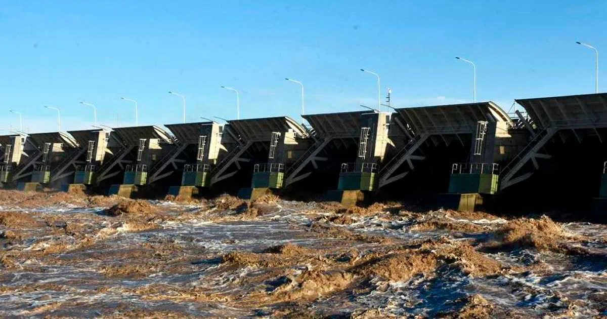 Anelo-represa-Portezuelo-Grande-crecida-rio-Neuquen-foto-mati-subat-08
