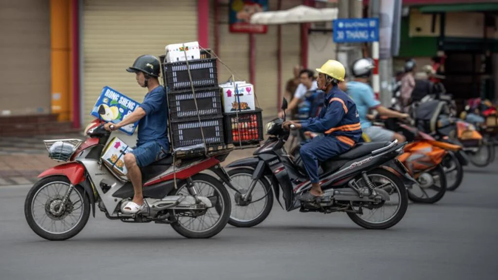 991866-img-adb-crisis-response-reforms-motorbikes