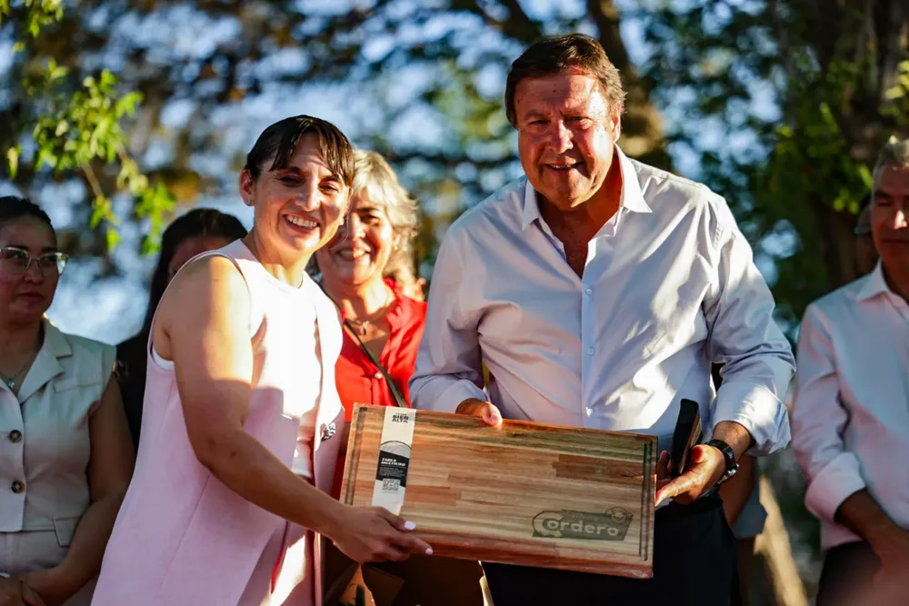 1765195886_d1cbf81b982943995331