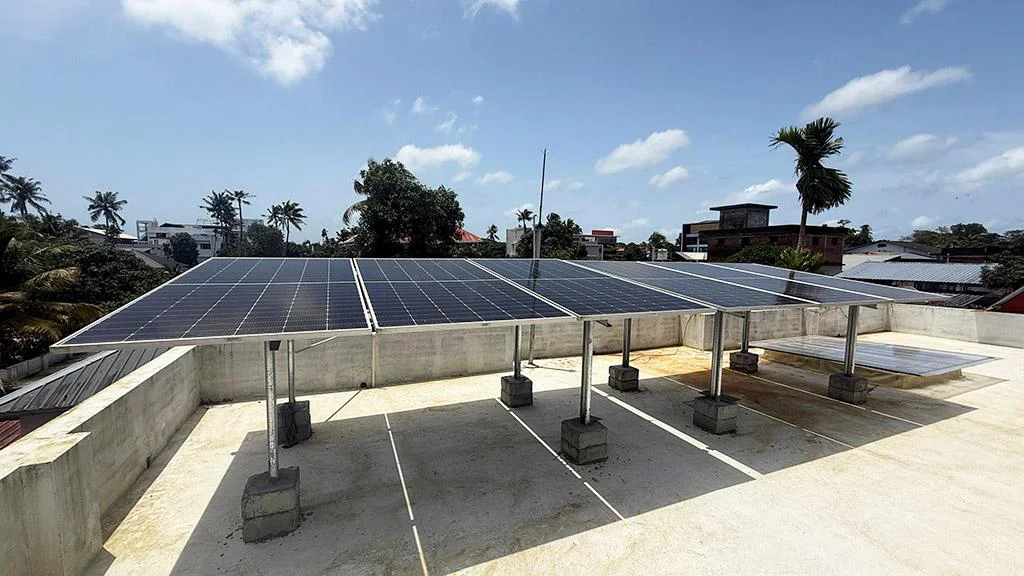 996111-adb-india-rooftop-solar-panels-2026-0