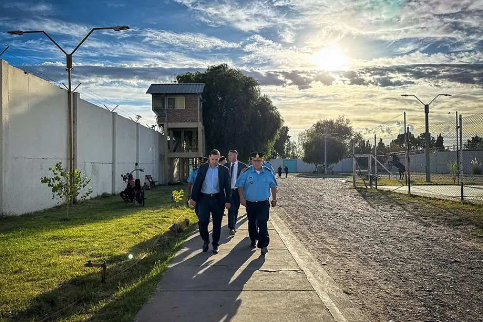 md - 2025-12-09T093811.598