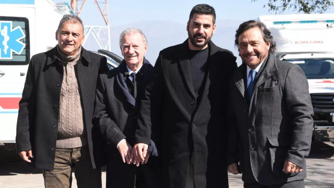 18189-ya-son-27-las-ambulancias-adquiridas-por-el-ahorro-y-cobro-de-servicios-sanitarios-a-extranjeros