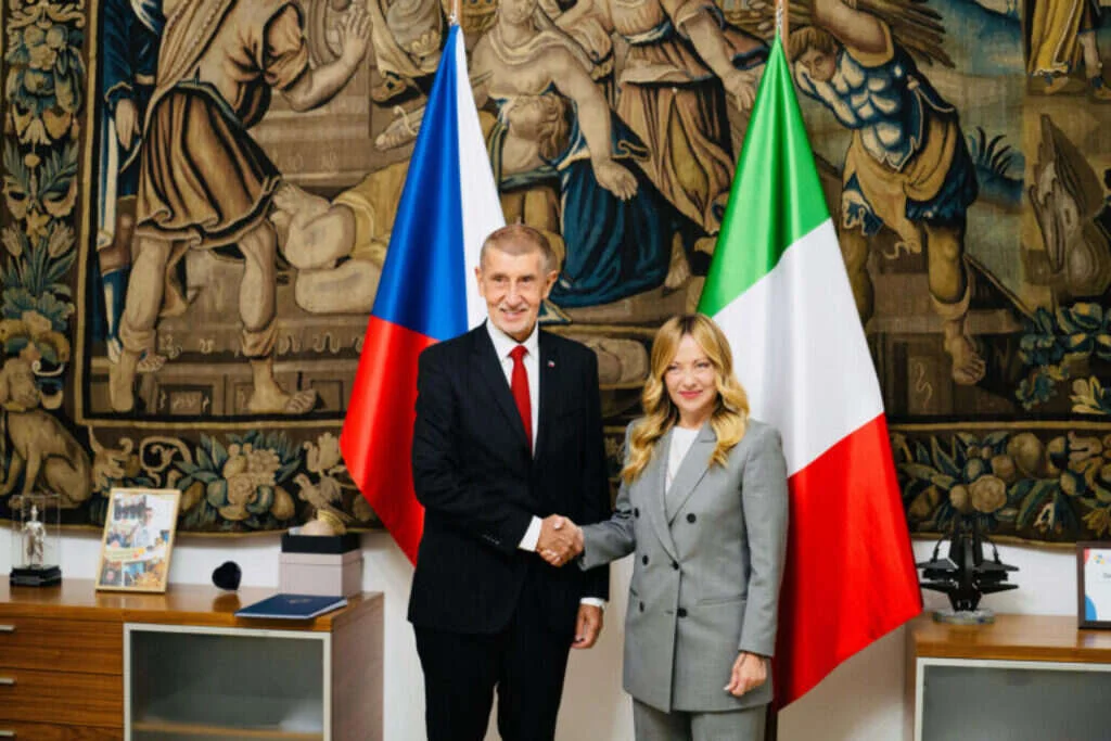 italia-chequia-Giorgia-Meloni-e-1