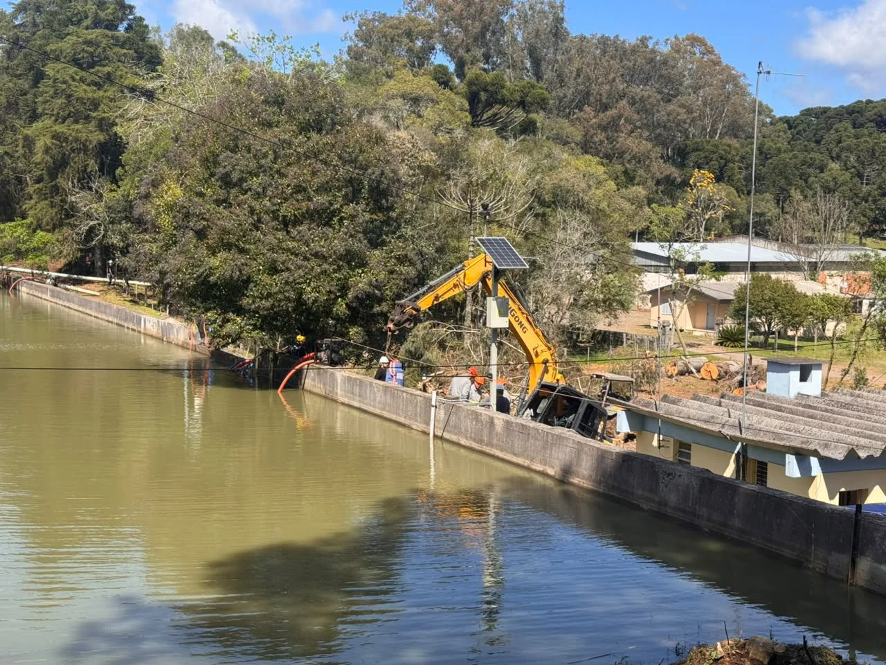Mergulhadores-iniciam-inspecao-interna-da-Barragem-Arroio-Sao-Luiz-em-Sao-Marcos