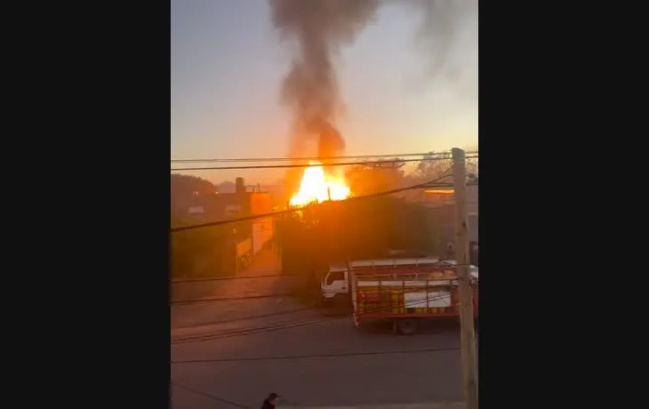 explosion-deposito-garrafas-merlo