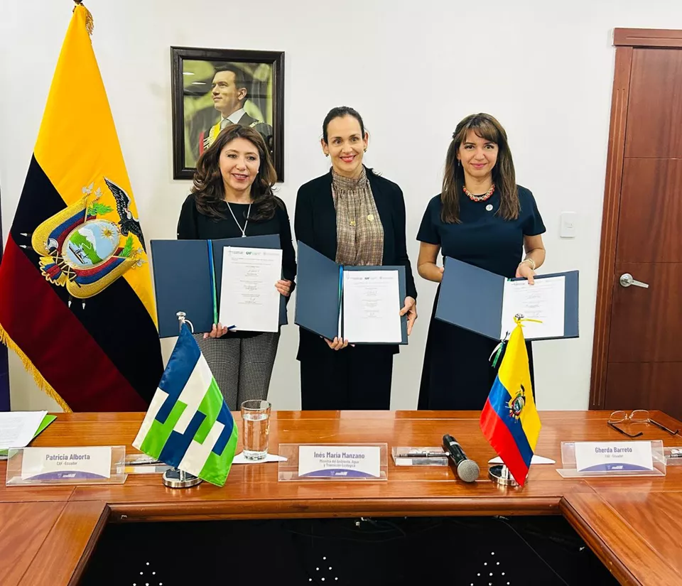 4823ffcf85d3a8f77211566982deaa40cfb6dc86