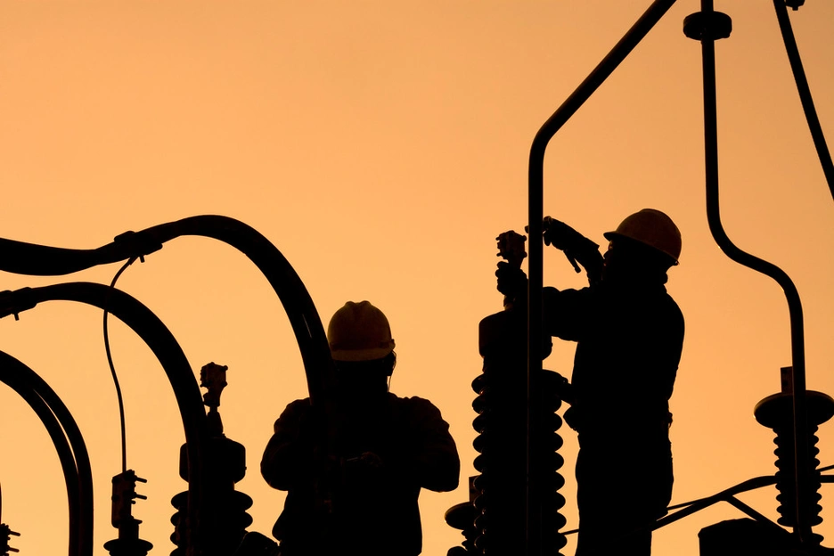 energy electricity station workers Chile - shutterstock_34555453.jpg