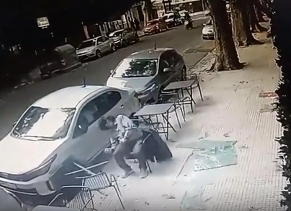 352a7db5-6002-4755-a021-f710a8735f4d