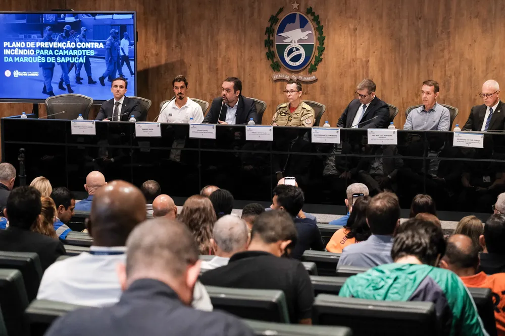 c46bf07f053e46b9b3937e71a381bc99