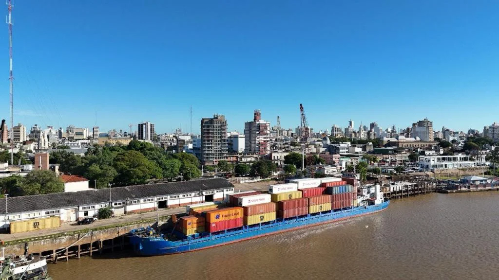Puerto corrientes, imagen de archivo