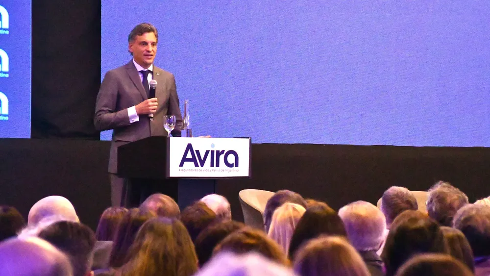 ssn_250904_18_seminario_avira_cuerpo