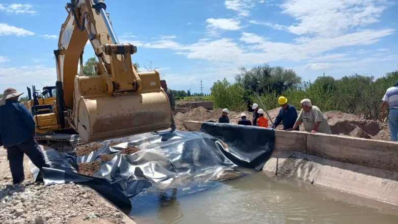 056427fc892a84ea206f7ea1935367d3_L