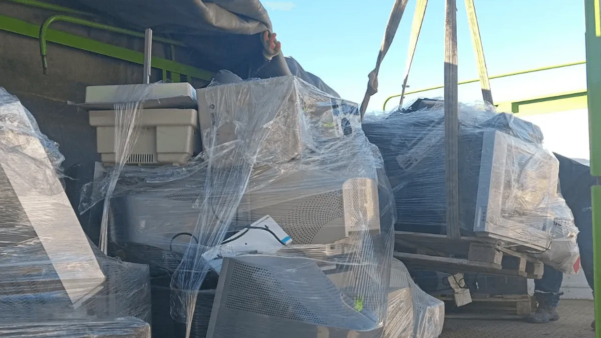 1743700364_54672a288a004b28d023