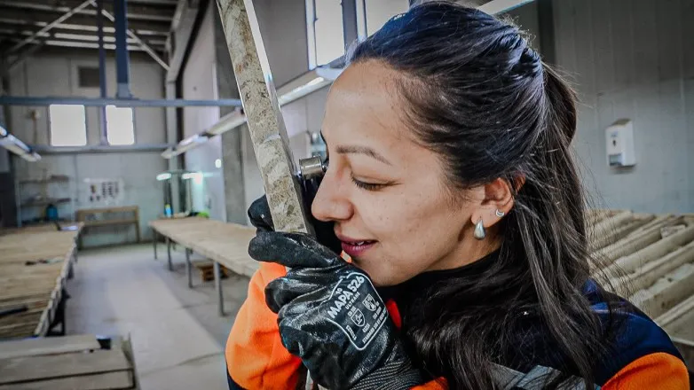 e9f8a20bbe84f42d0a7b1b9ae847798b_L